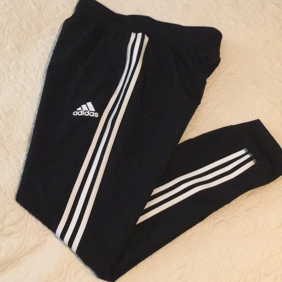 adidas Pants - Adidas 3 stripe jog pants